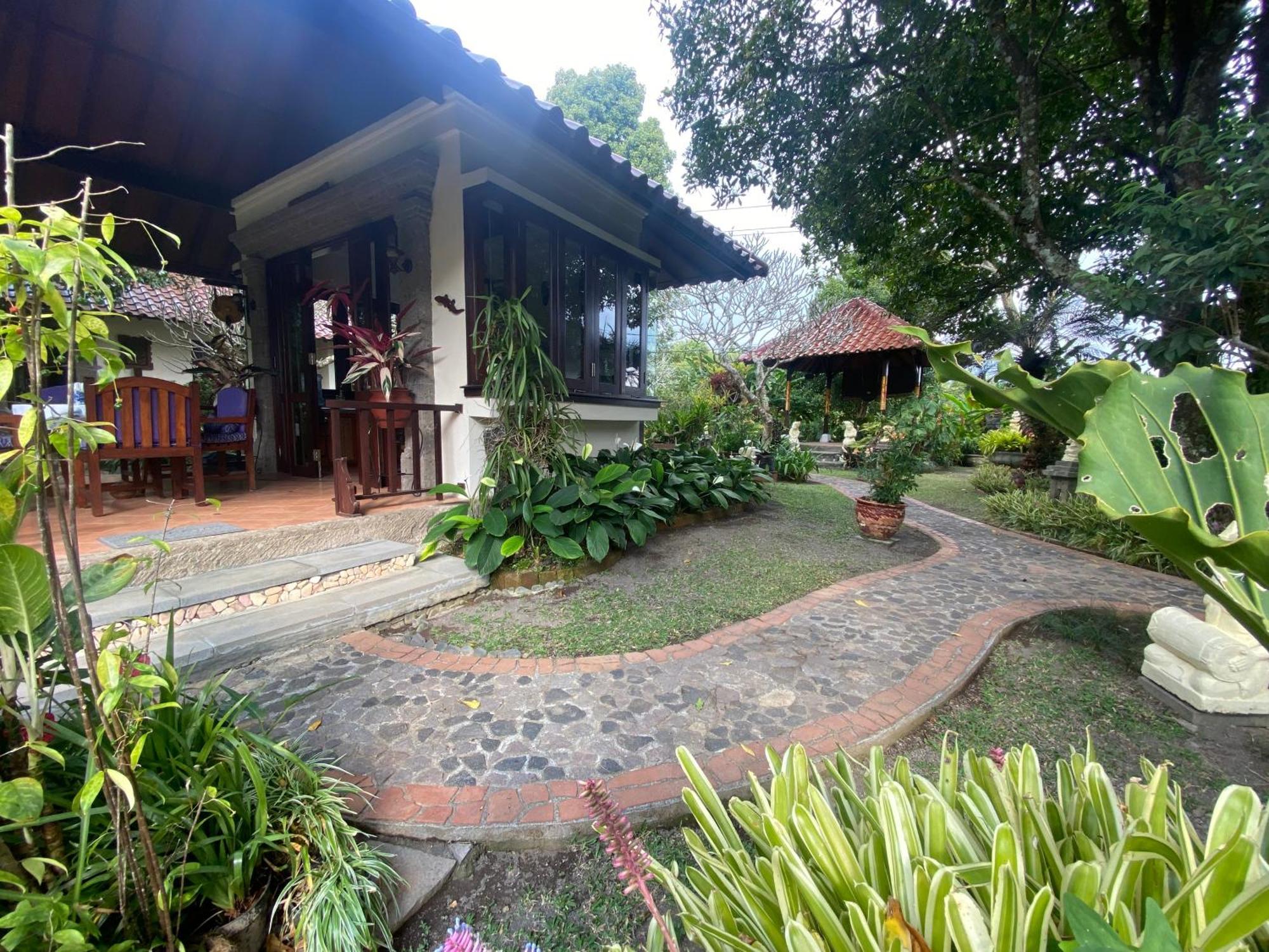 Bali Barn Village Munduk Buitenkant foto